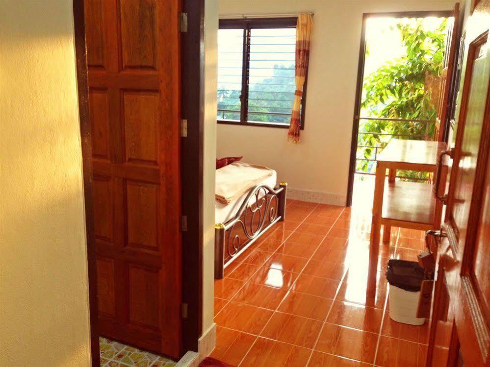Tapear Resort Phi Phi Don Exterior photo